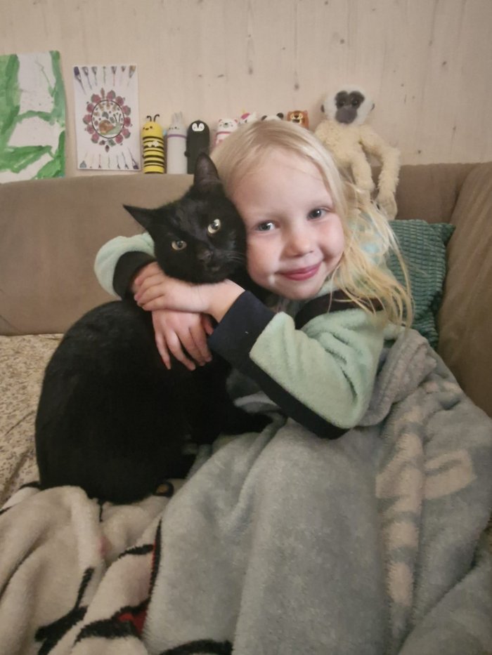 Blacky 251001-133413